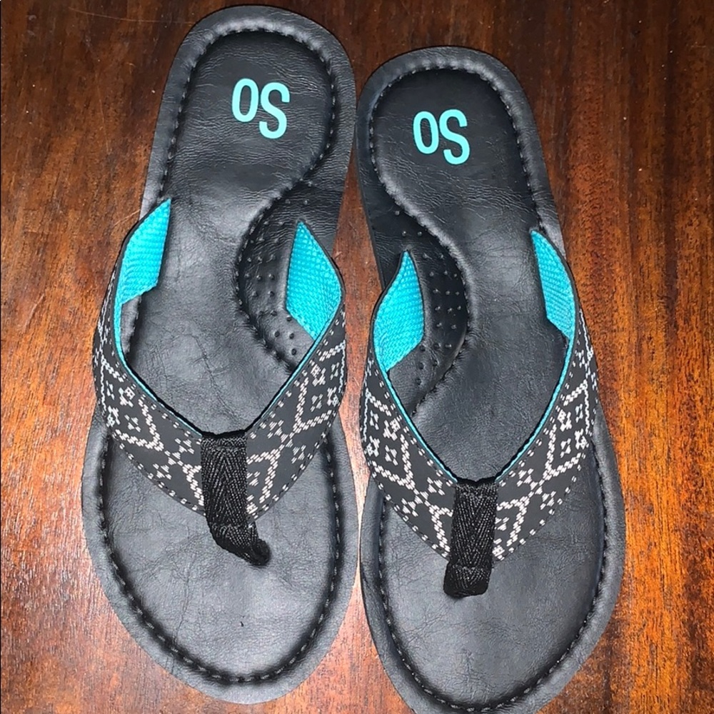 So flip flop sandals